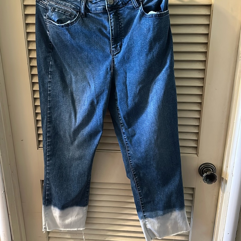 Wash lab ankle length frayed bleached ombré jeans! So cute!